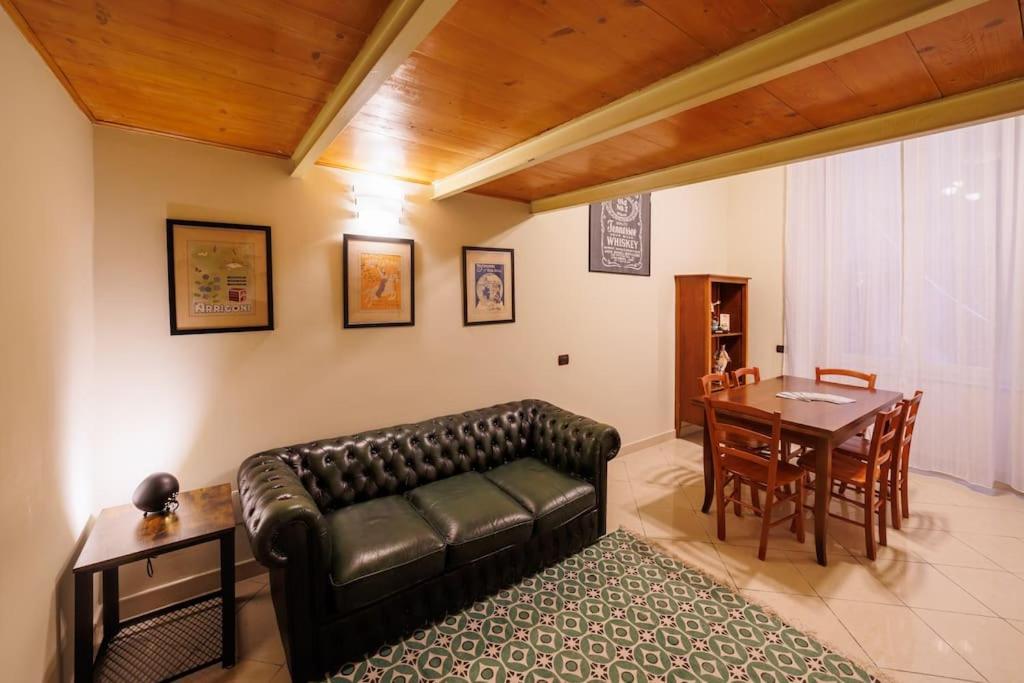 The San Gregorio Armeno Apartment By HouseinNeapol Zewnętrze zdjęcie
